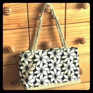 Andre Assous Espadrille Embroiled hand bag purse.